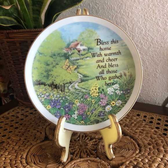 Porcelain "Bless this Home With Warmth ..." Collector Plate by Lasting Memories - Picture 4 of 11